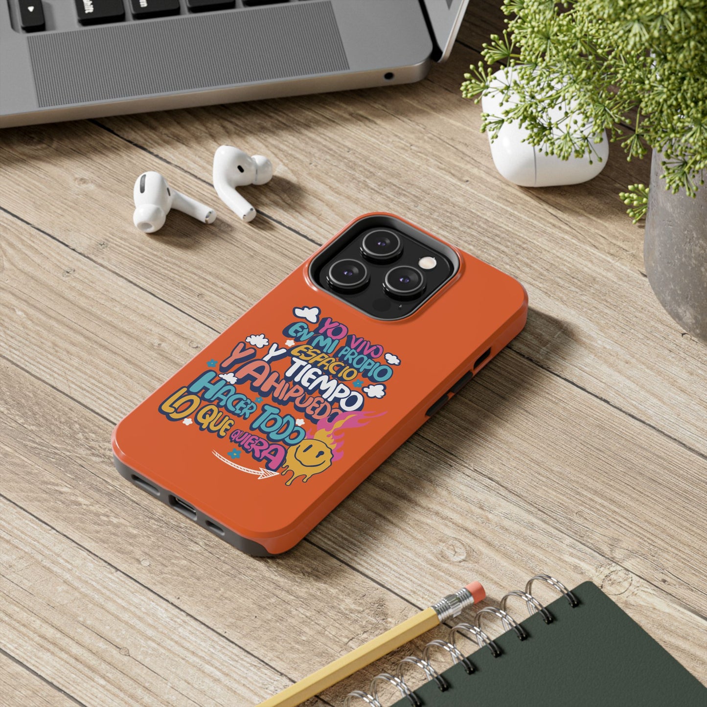 Funda para teléfono "Yo vivo en propio espacio y tiempo" - Naranja
