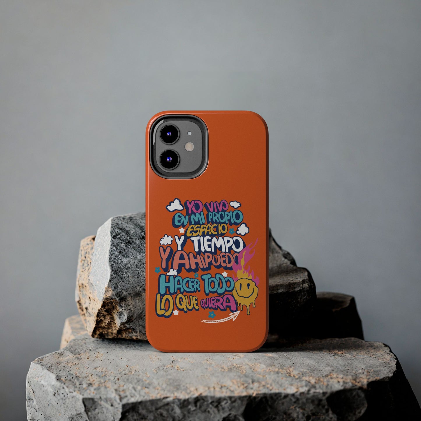 Funda para teléfono "Yo vivo en propio espacio y tiempo" - Naranja