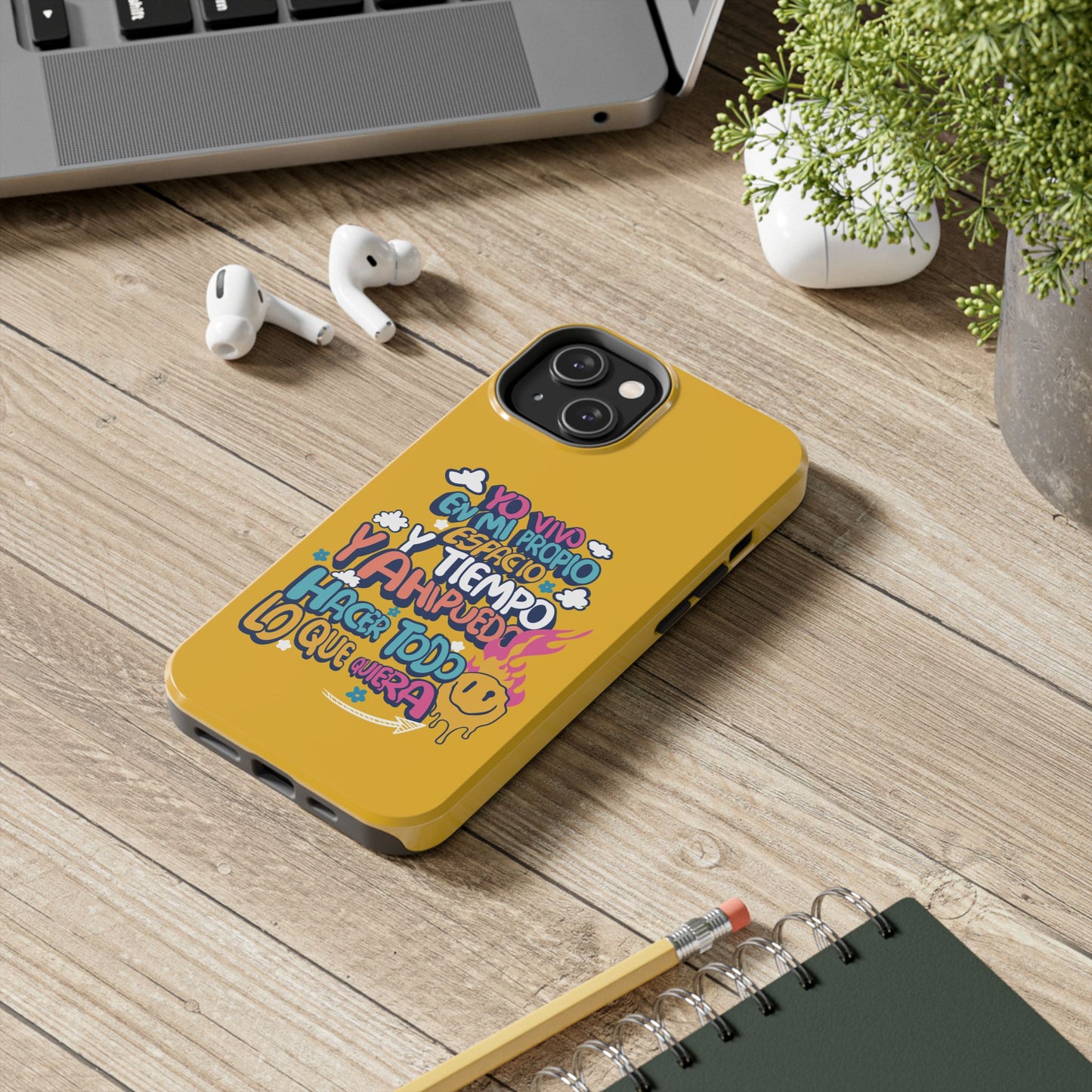 Funda para teléfono "Yo vivo en propio espacio y tiempo" - Amarillo