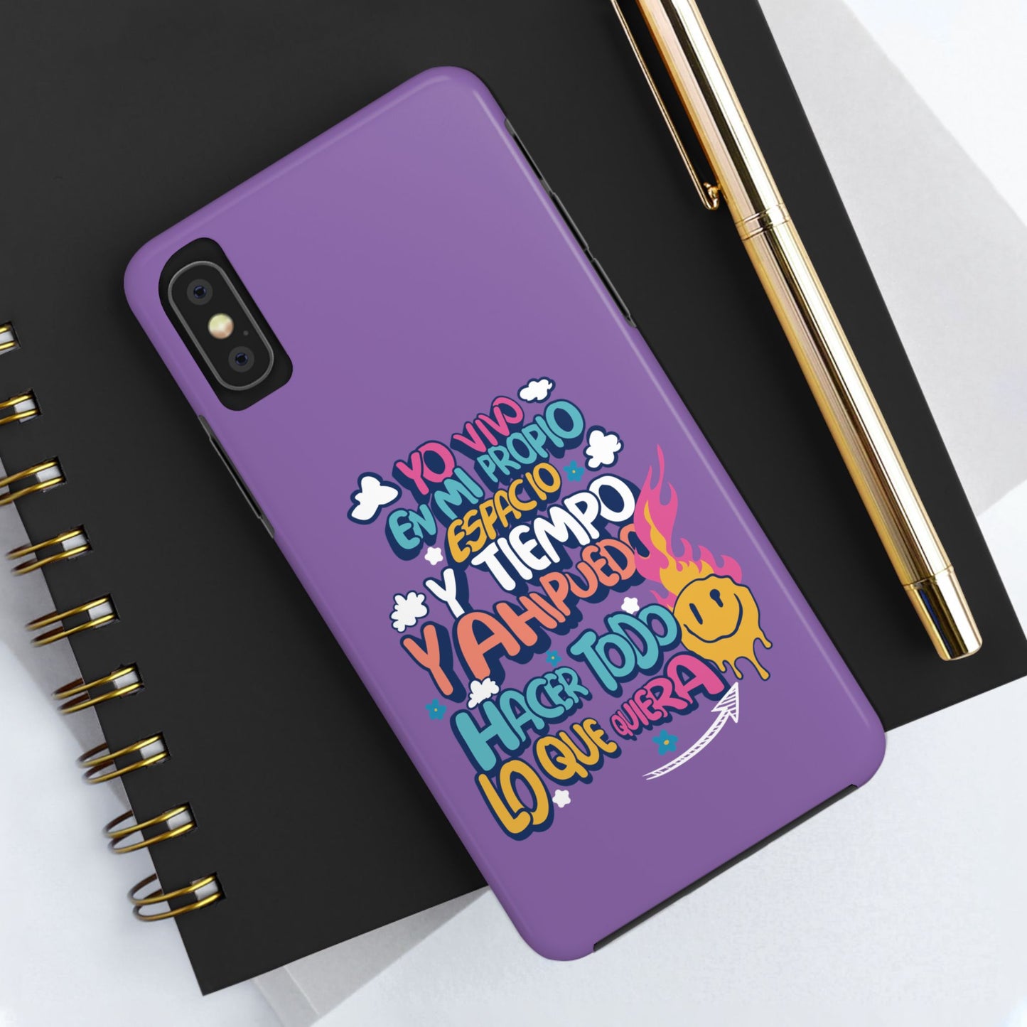 Funda para teléfono "Yo vivo en propio espacio y tiempo" - Lila