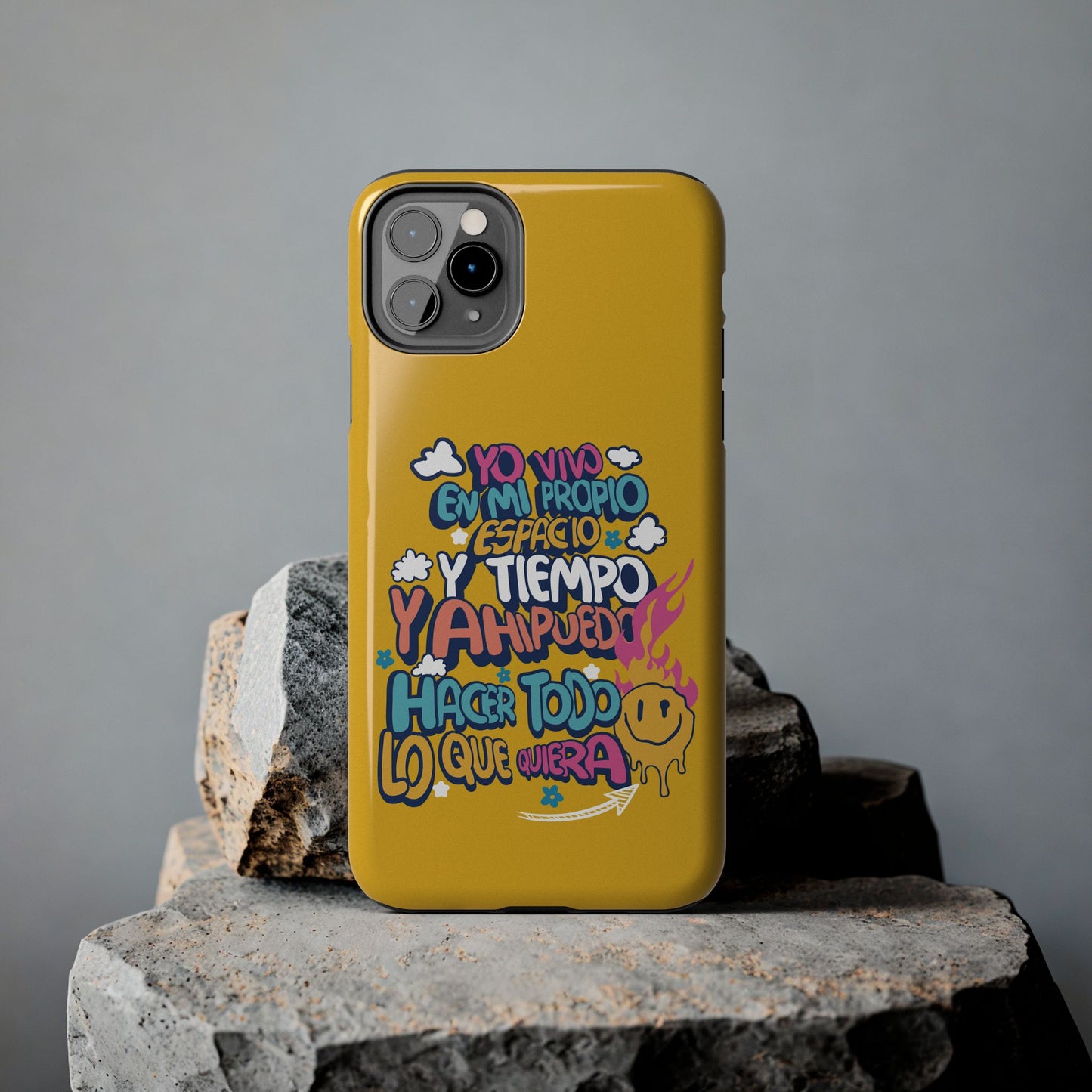 Funda para teléfono "Yo vivo en propio espacio y tiempo" - Amarillo
