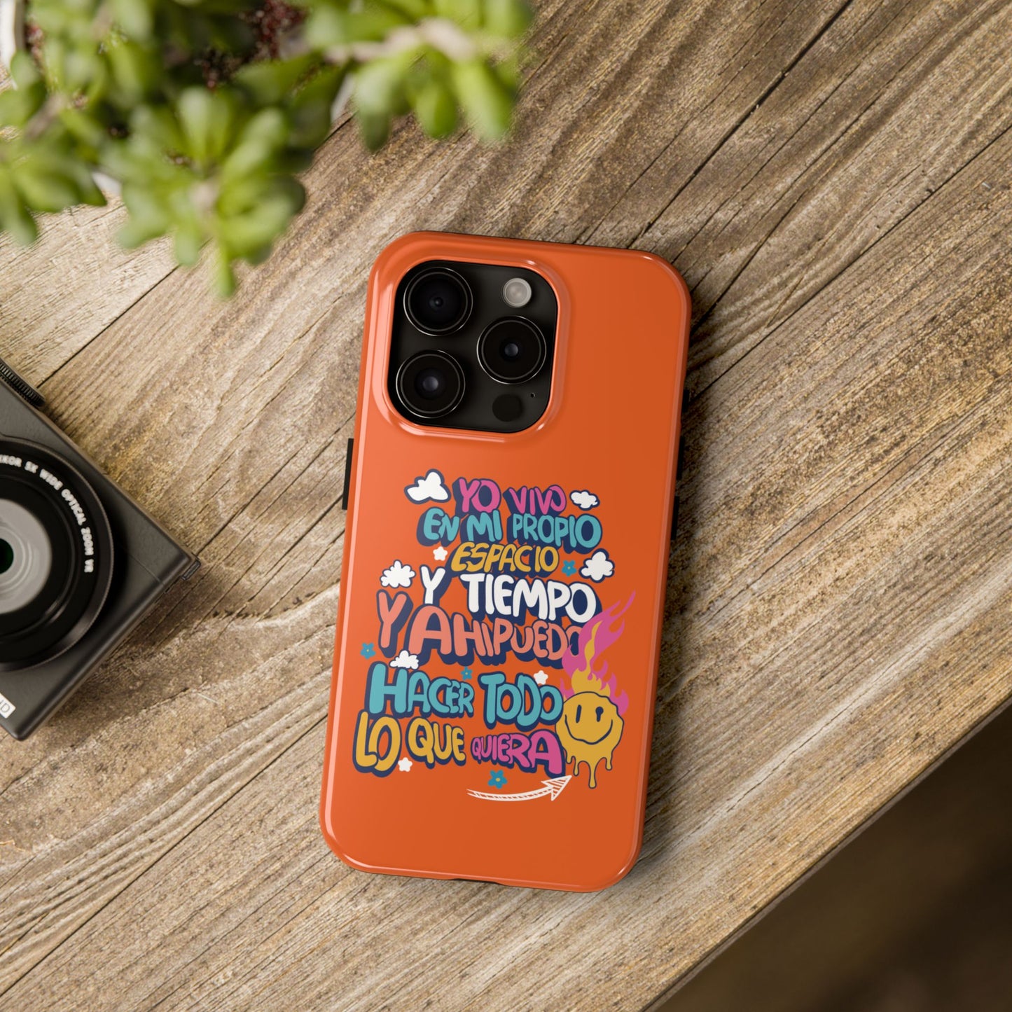 Funda para teléfono "Yo vivo en propio espacio y tiempo" - Naranja