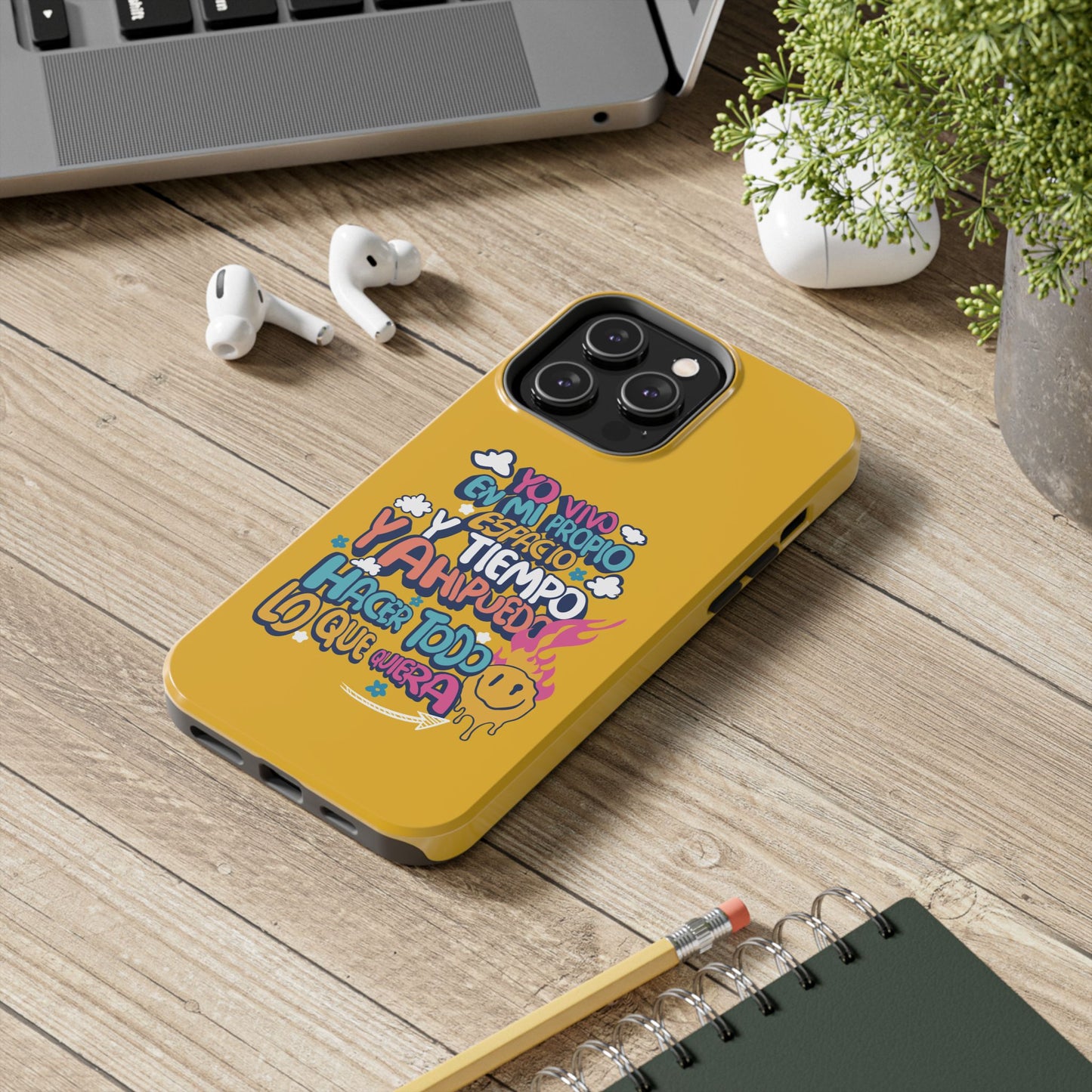 Funda para teléfono "Yo vivo en propio espacio y tiempo" - Amarillo