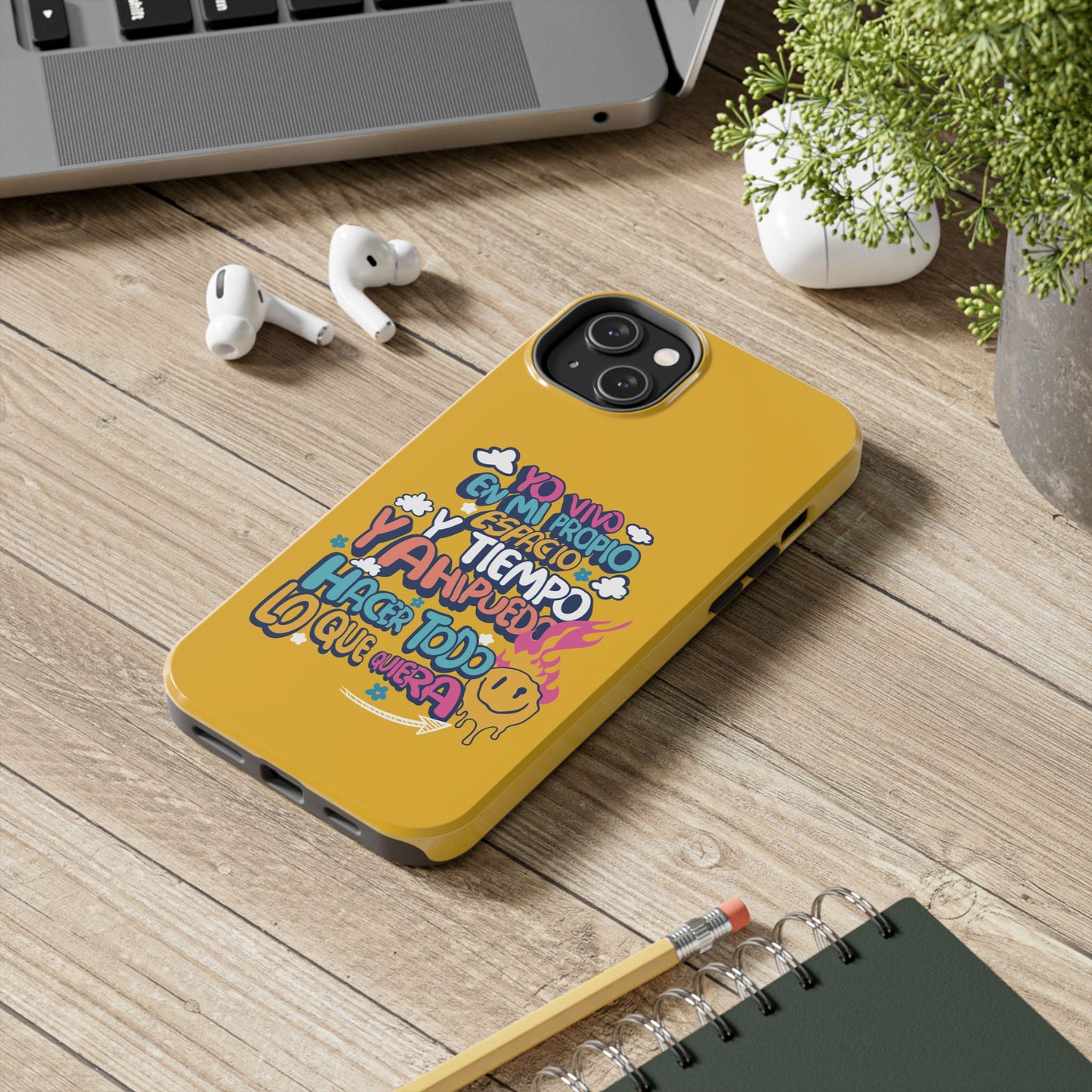 Funda para teléfono "Yo vivo en propio espacio y tiempo" - Amarillo
