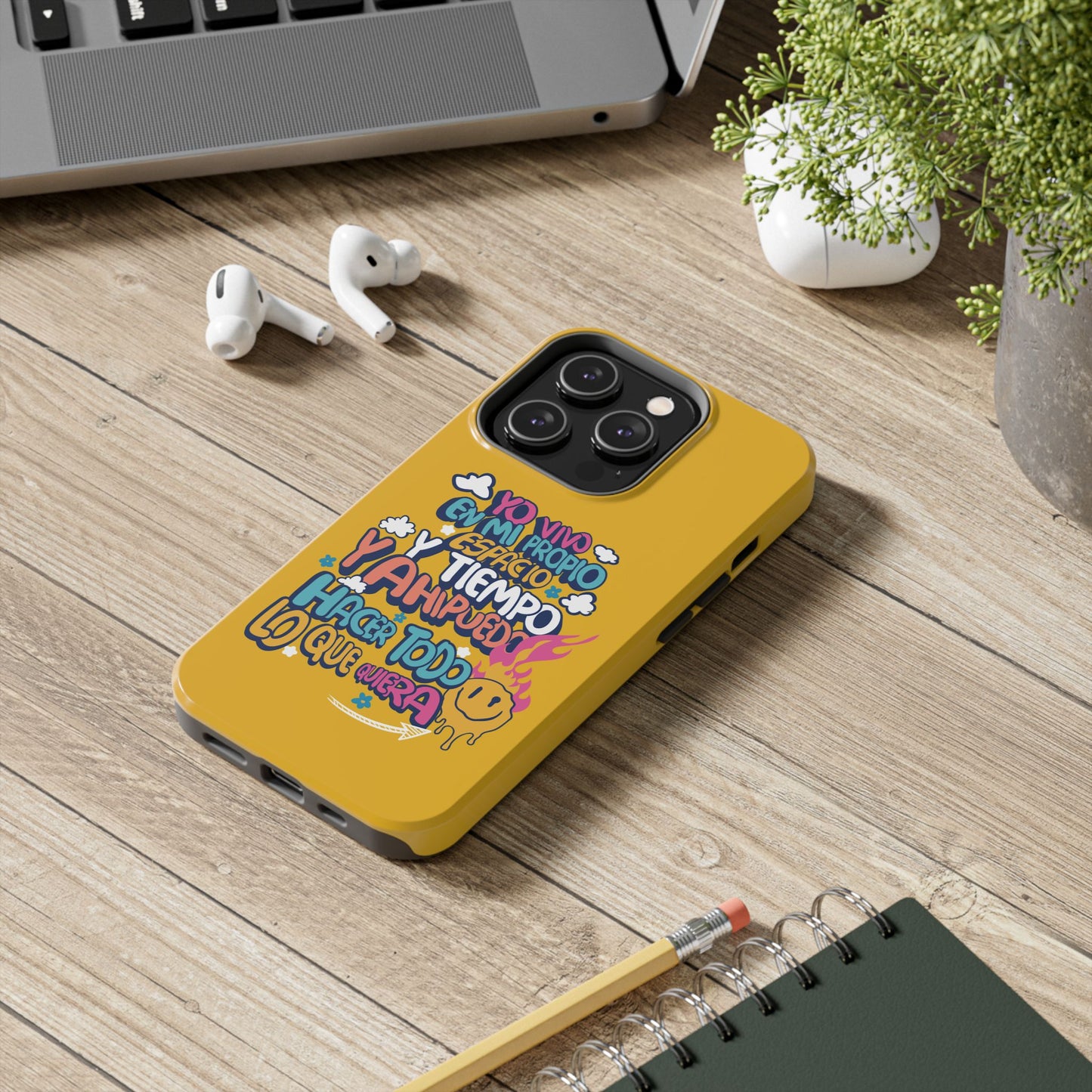 Funda para teléfono "Yo vivo en propio espacio y tiempo" - Amarillo
