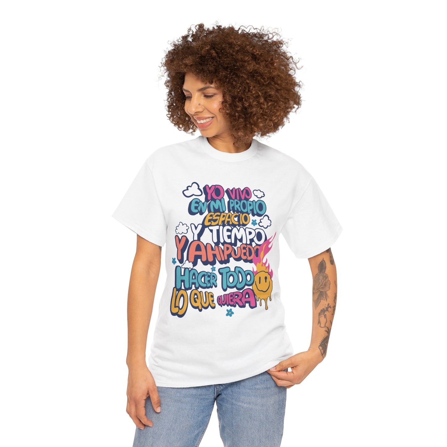 Playera Unisex "Yo vivo en mi propio espacio y tiempo"