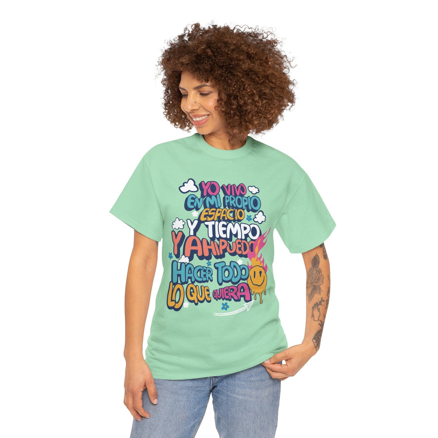 Playera Unisex "Yo vivo en mi propio espacio y tiempo"