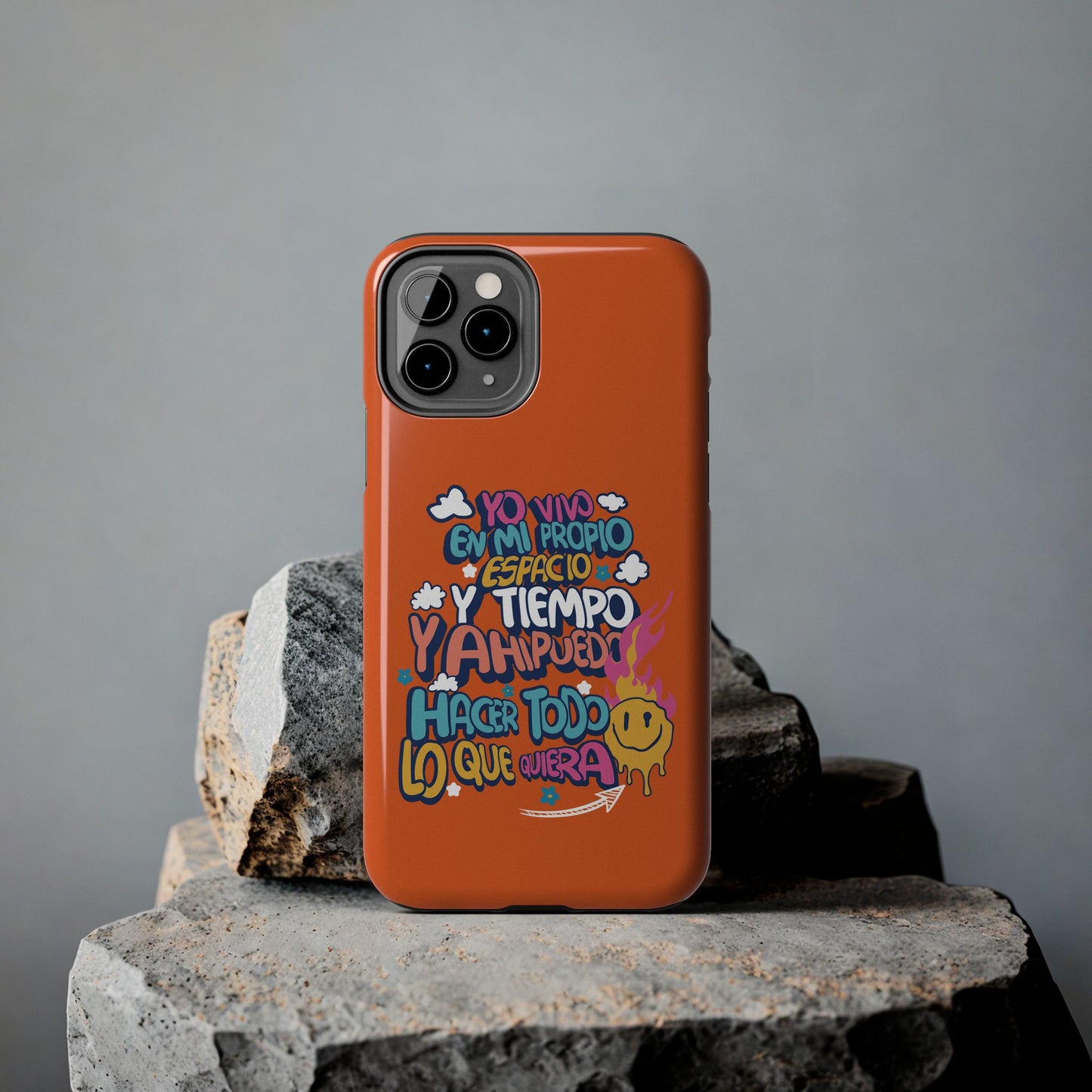 Funda para teléfono "Yo vivo en propio espacio y tiempo" - Naranja
