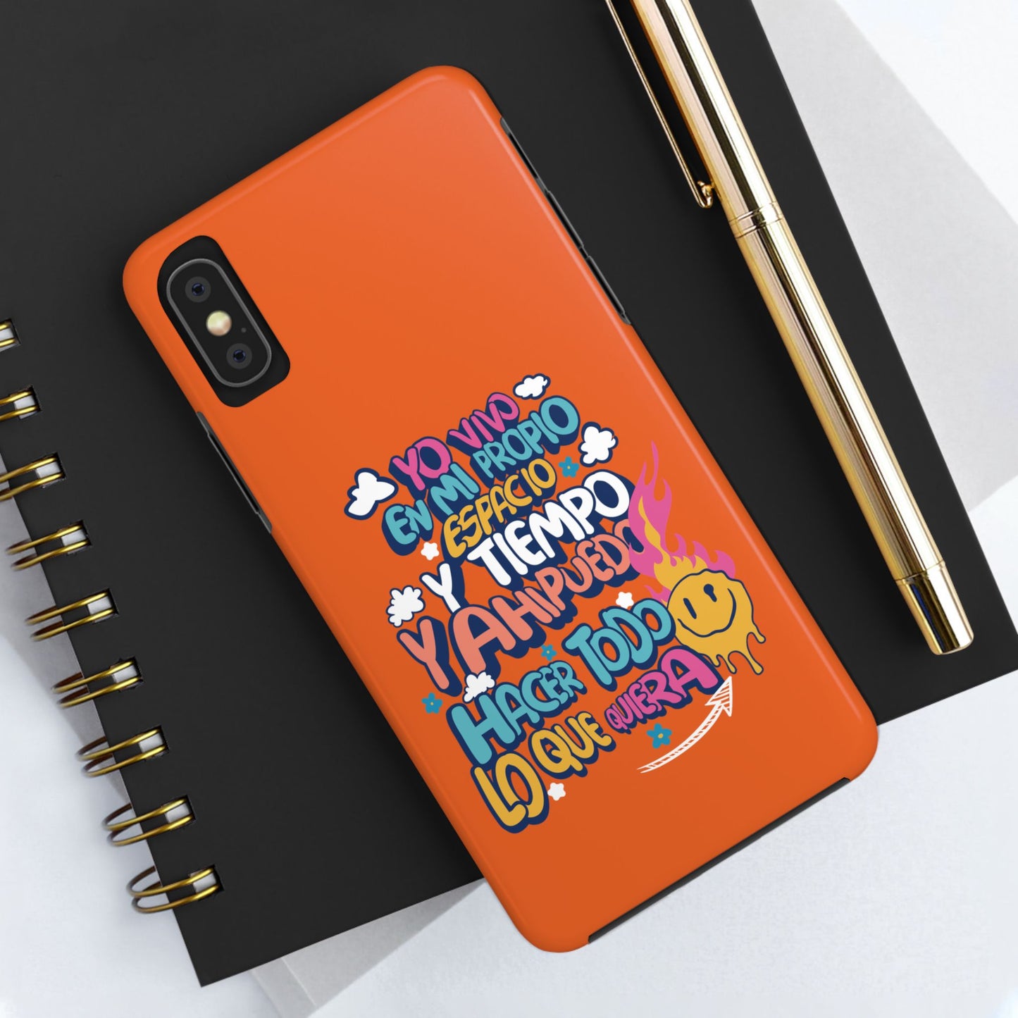 Funda para teléfono "Yo vivo en propio espacio y tiempo" - Naranja